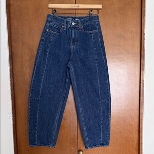 Barrel Leg Jeans